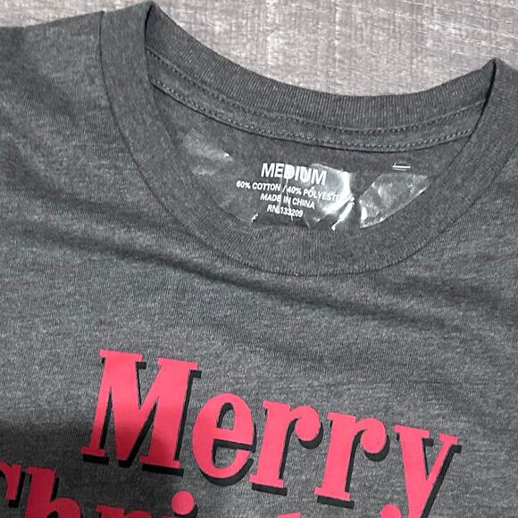 Rural King Holiday ‘Ya Filthy Hog’ T Shirt Unisex M Gray Funny Christmas Joke - Picture 5 of 5